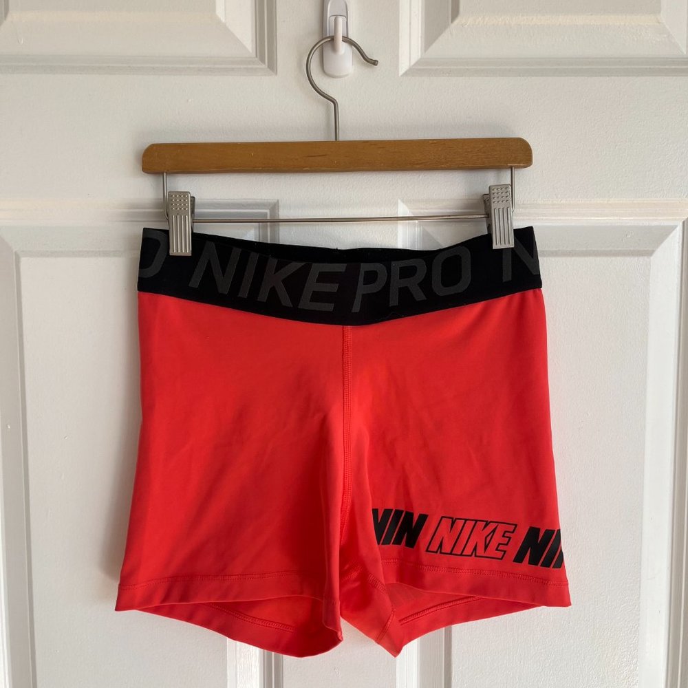 Nike Training Pro Dri-FIT 3-Inch legging shorts